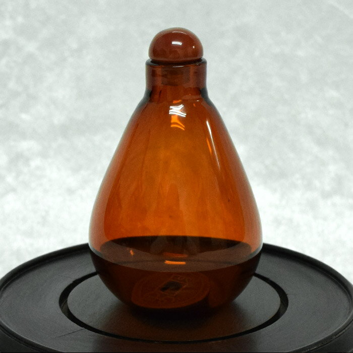壺の中の古銭鼻煙壺170123鼻煙壷 鼻煙壺 中国 芸術 シノワズリー インテリア コレクション 嗅ぎたばこ入れ アンティーク 小物 コレクター 垂涎