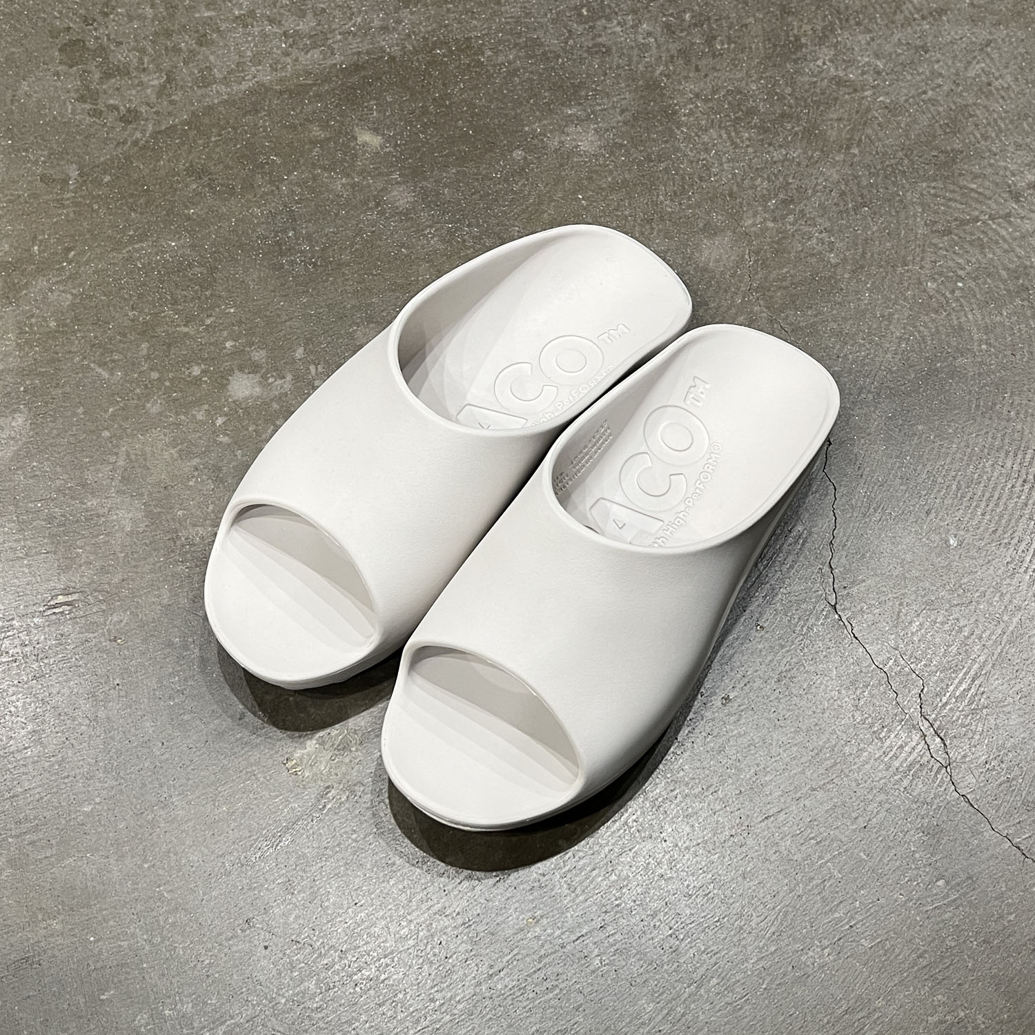 Rakuten - PPACO【パコ】- LUX - 2 OFF WHITE/OFF WHITE