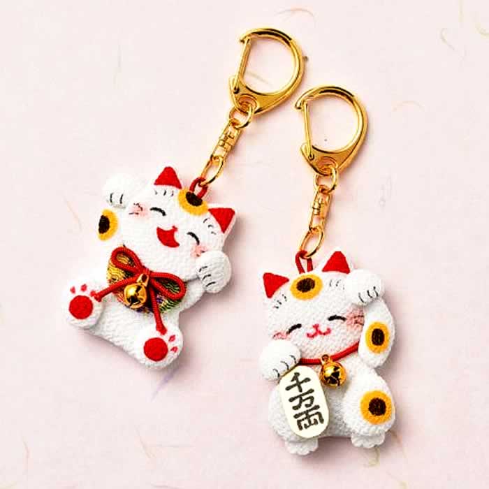 ちりめん細工 キット 縫わずに作る！ちりめん 生地 和の 招き猫 キーホルダー