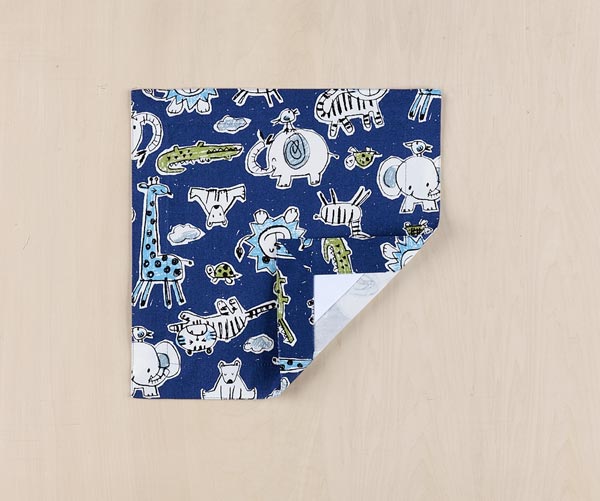 ランチョンマット 　ランチクロス　25cm×25cm（正方形）紺動物　 額縁仕立て　子供・キッズ用　小さめ..