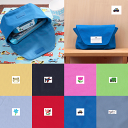 大きなかぶせ型のお弁当入(ランチボックス)青車 横入れふた型(フラップタイプ)封筒型 面ファスナーつき トリオセット(カトラリーセット)とお弁当箱がいっしょに入ります オリジナルワンポイント名札(氏名票)つき ネーム 日本製 子供 キッズ布製(3)