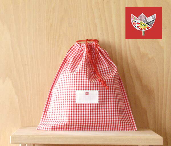 体操着入れ 体操服入れ　お着替え入れ 巾着型 縦28cm横27cm（28×27) まち2cm 氏名票つき 名札つき 赤と..