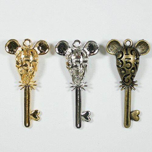 ネズミ カギ CP-226 1個 キー 鍵 すかし チャーム アクセサリー パーツ ペンダント 中空 アンティーク ビンテージ テーブルクロスウェイト 重り