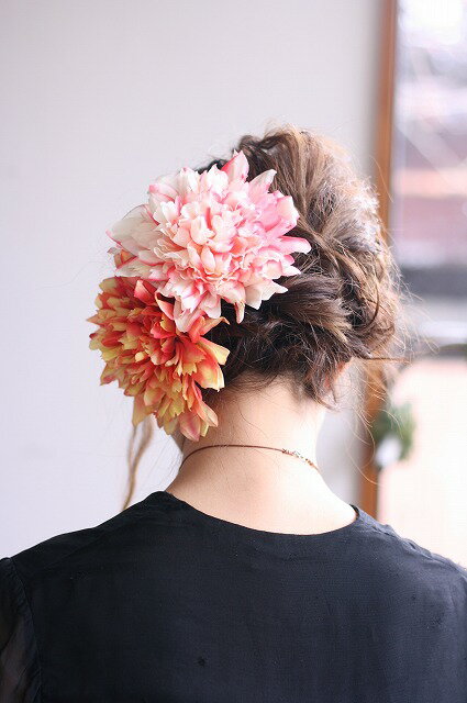 成人式の髪飾り ダリアの髪飾り【赤系】【ケース付】 着物と相性が良い和花 和装 髪飾り フォーマル ドレス コサージュ 結婚式 成人式 パーティー