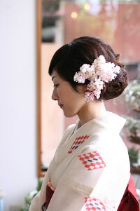 つぼみコサージュ・白・ヘッドドレス・着物【人気・おしゃれ・かわいい・こだわり・おすすめ】