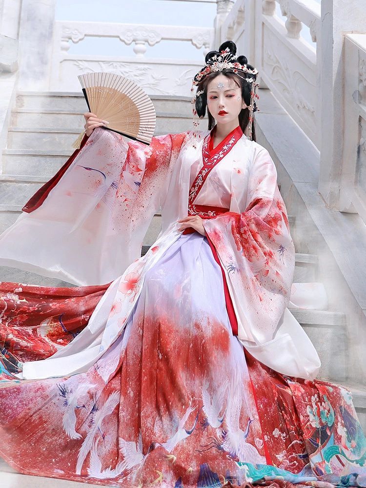 漢服 漢服セット 中華風 4点セット 唐装 漢服 中国古代衣装 花柄 刺繍 古風美人服 唐製 漢服 民族衣装 仮装 レディース 女の子 通勤 日常 コスプレ 宮廷 きれい ファッション パーティー 学園祭 撮影 写真 夏 舞台衣装 3色から選べる