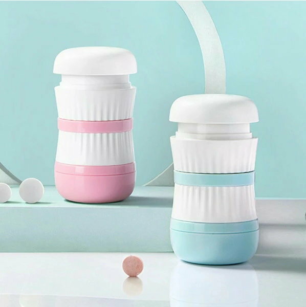 ピルカッター 薬カッター 2分割 3分割 錠剤粉砕 錠剤カッター お薬カッター すりつぶし機能 保管ケース付き 一台四役 持ちやすい 便利 粉末 粉 砕く 砕ける 飲みやすい 赤ちゃん ペット お年寄り 高齢者 猫 犬 簡単 ピル カッター ピルケース(4)
