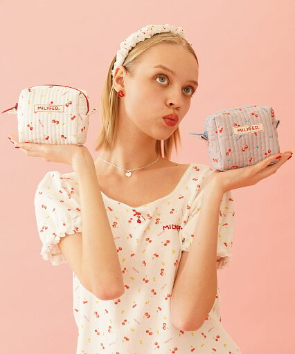 【公式】MILKFED. ミルクフェド CHERRY PATTERN POUCH ポーチ マルチケース 【公式】MILKFED. ミルクフェド CHERRY PATTERN POUCH ポーチ マルチケース