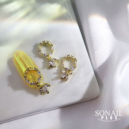 SONAIL(ソネイル) SONAIL PLUS(ソネイルプラス) 山崎セレクト リーフチャーム ビジューリース デコパーツ FY000245 2P【ネイルパーツ デコパーツ ビジューパーツ ストーン スワロ きらきらネイル】