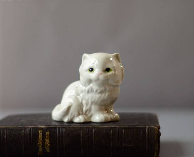 【送料無料】西ドイツ製 Goebel 白磁の白ネコ オブジェ ディスプレイ ゲーベル 猫 磁器 イン ...