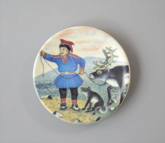 【送料無料】フィンランド製 Arabia 小さな陶板 1984年 サーミ族のトナカイ飼い Andre ...