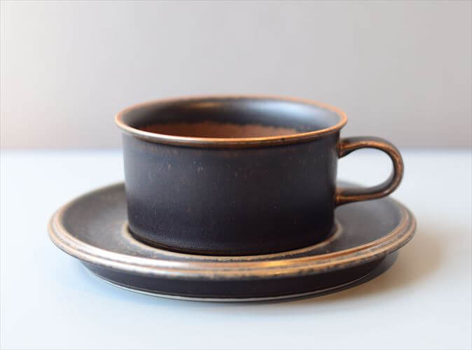 【送料無料】ARABIA アラビア ルスカ ティーカップ＆ソーサー Ruska 北欧食器 フィンランド 陶器 北欧 ヴィンテージ アンティーク_260203