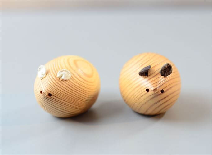 【送料無料】フィンランドより 木製 ネズミの S&P ソルト&ペッパー 調味料入れ スパイスポット オブジェ 北欧 雑貨 インテリア ビンテージ アンティーク_260225