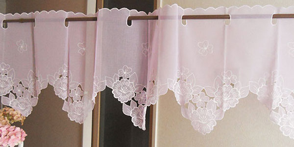 カフェカーテン 可愛い レース 北欧 目隠し カフェカーテン 45cm丈 おしゃれ かわいい 小窓 薔薇雑貨 姫系 セール キッチン インテリア 間仕切り