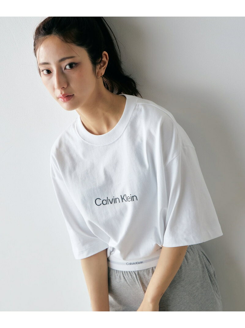 Rakuten - 【公式ショップ】 カルバンクライン スタンダード リラックス クルーネック Tシャツ Calvin Klein 40HM228 Calvin Klein カルバン・クライン トップス カットソー・Tシャツ ホワイト ブラック【送料無料】[Rakuten Fashion]