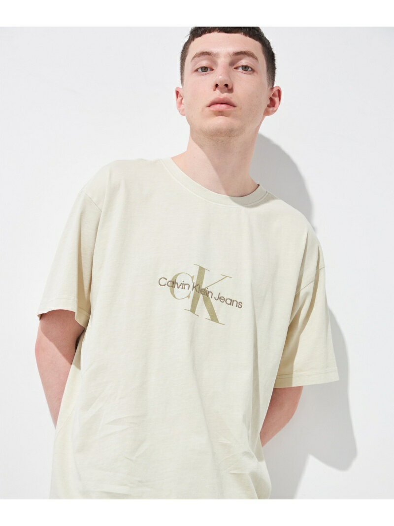 【SALE／40%OFF】【公式ショップ】 カルバンクライン モノグラム ミネラルダイ Tシャツ Calvin Klein Jeans J323306 Calvin Klein Jeans カルバン・クライン トップス カットソー・Tシャツ ベージュ【RBA_E】【送料無料】[Rakuten Fashion]