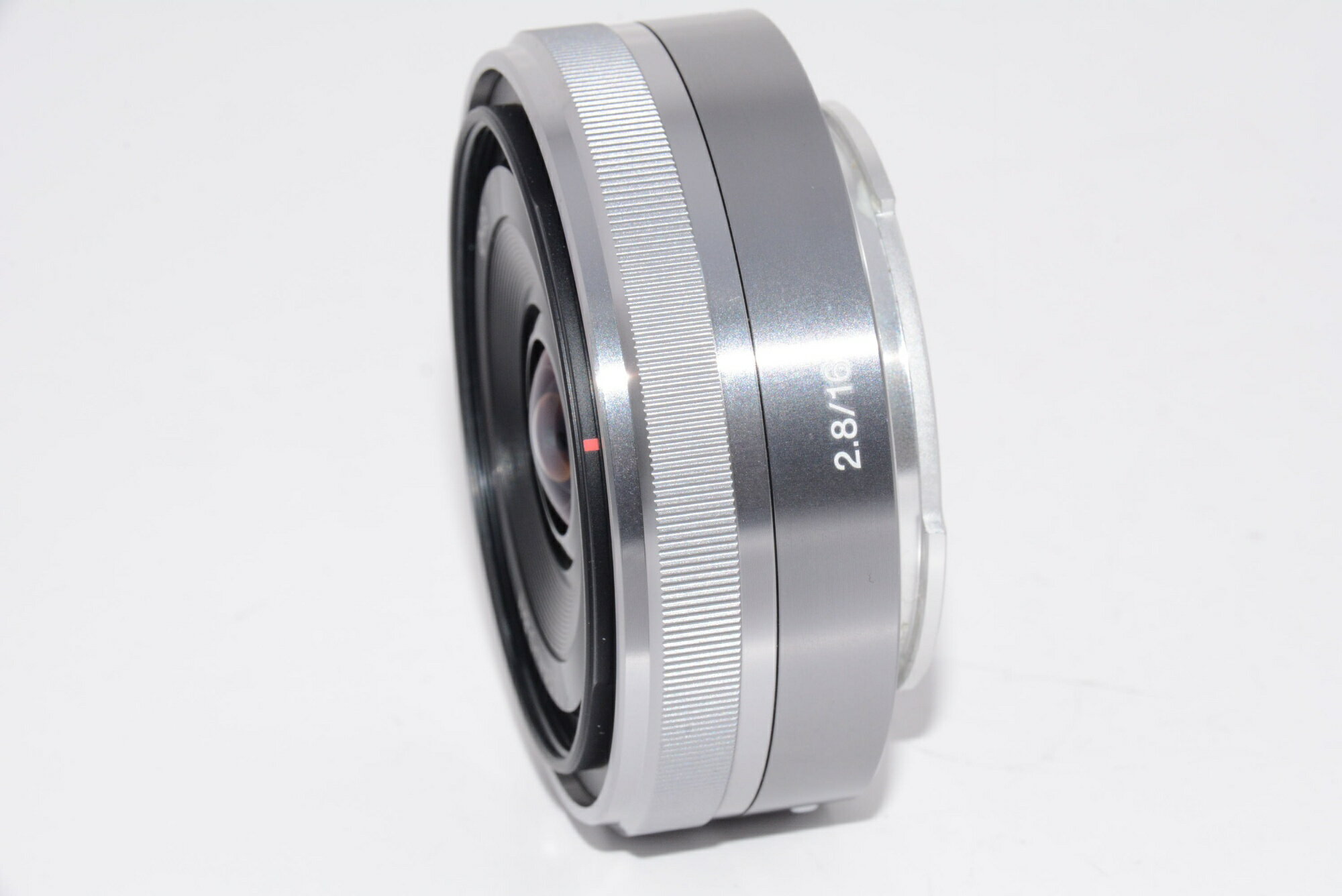 【中古】【外観特上級】ソニー SONY 単焦点レンズ E 16mm F2.8 ソニー Eマウント用 SEL16F28