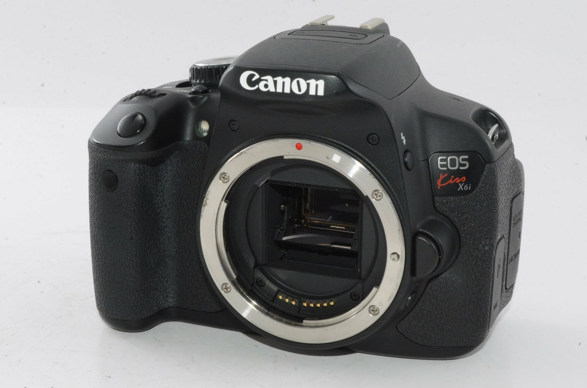 【中古】【外観特上級】Canon デジタル一眼レフカメラ EOS Kiss X6i ボディ