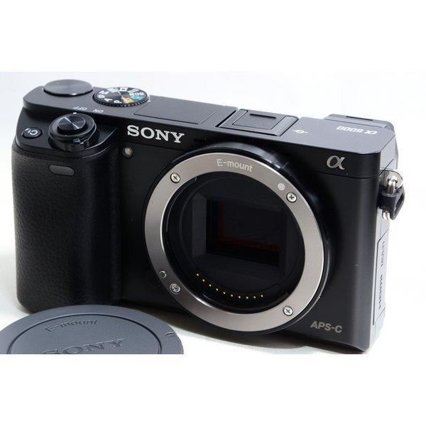 【6/1限定!全品P3倍】【中古】ソニー SONY α6000 ブラック ボディ 美品 Wi-Fiでストラップ付き