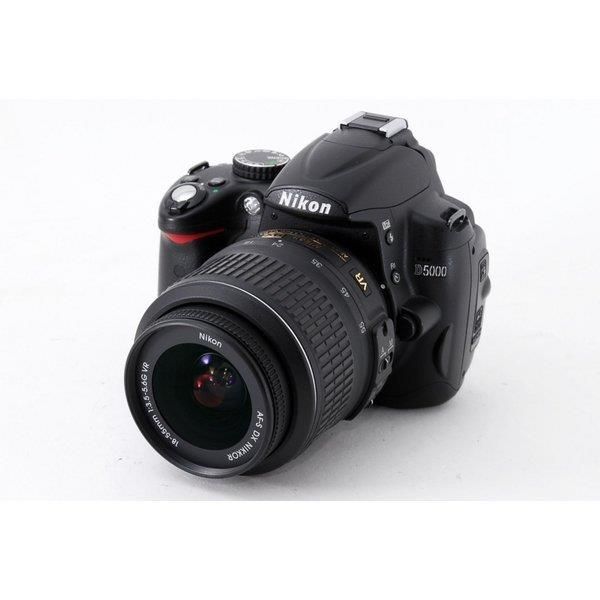 【中古】ニコン Nikon D5000 レンズキット 美品 SDカードストラップ付き