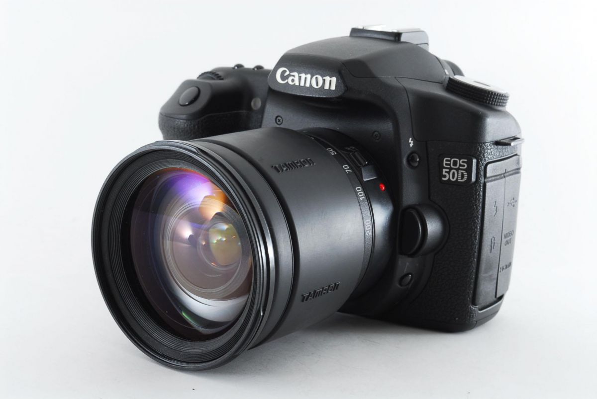 【中古】キヤノン Canon EOS 50D 高倍率レンズセット 美品 ストラップ付き