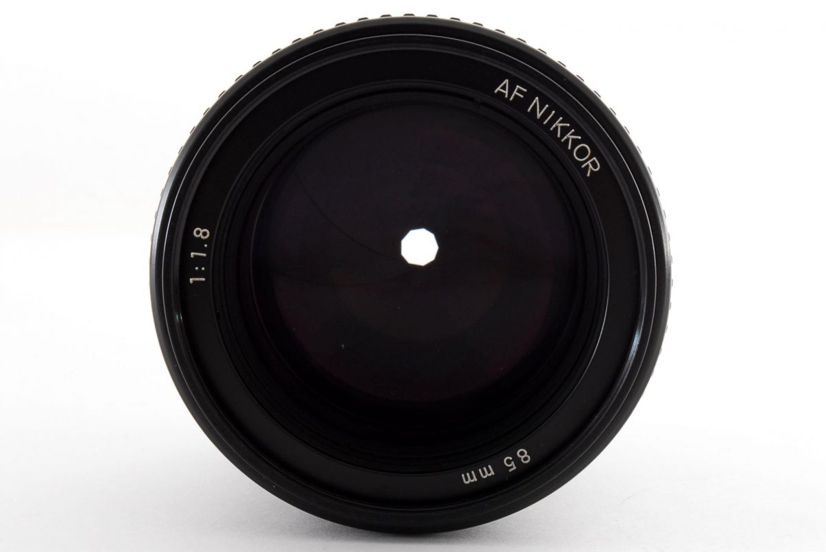 【中古】ニコン NIKON AF NIKKOR 85mm f/1.8 美品