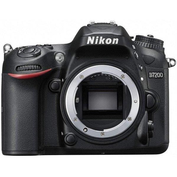 【5/9~5/16限定!最大4,000円OFF&5/10, 5/15限定で最大P3倍】【中古】ニコン Nikon D7200 ボディ SDカード付き