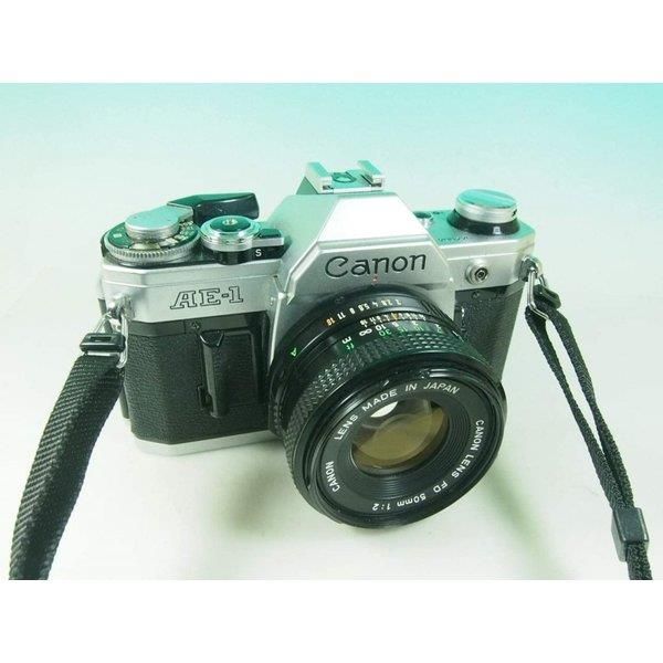 【5/9~5/16限定 最大4,000円OFF 5/10, 5/15限定で最大P3倍】【中古】キヤノン Canon AE-1 NewFD50mm F2付き