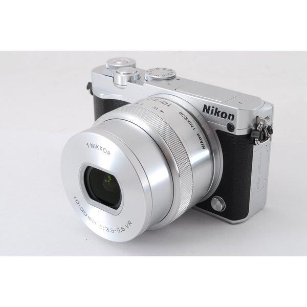 【6/4~11限定!最大4,000円OFF&6/5,6/10限定で最大P3倍】【中古】ニコン Nikon J5 シルバー レンズキット SDカード付き microSDカード付き