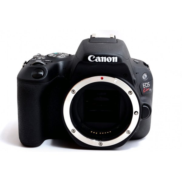 キヤノン Canon EOS Kiss X9 ダブルズームセット 美品 8GB 新品SDカード付き