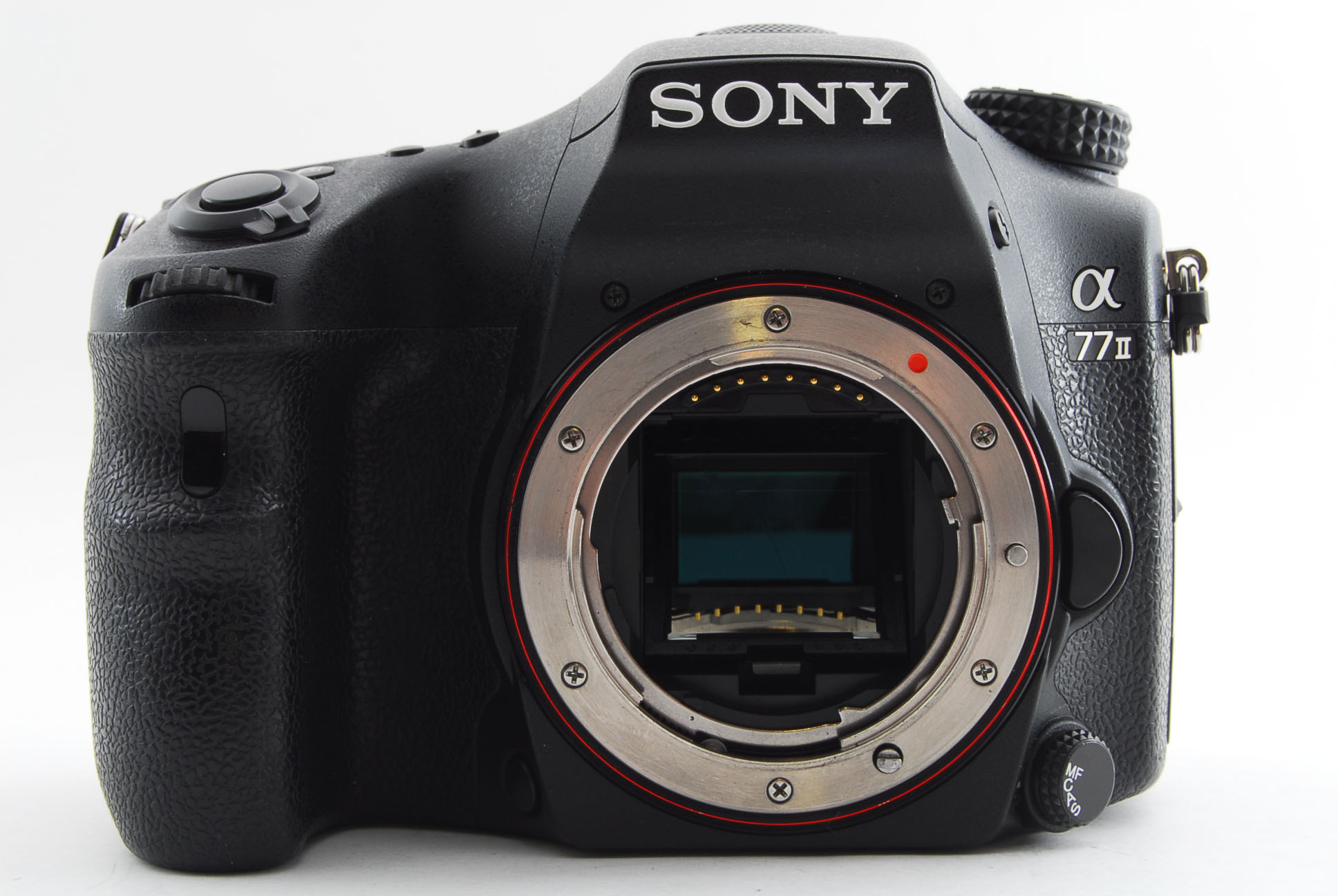 【中古】ソニー SONY α77 II ILCA-77M2 ダブルズームキット 訳アリ実用品 高速連写に定評アリ SDカードストラップ付き 高速連写 スマホへ転送 防塵防滴