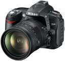 【5/1限定!全品P3倍】【中古】Nikon デジタル一眼レフカメラ D90 AF-S DX 18-200 VRIIレンズキット D90LK18-200II