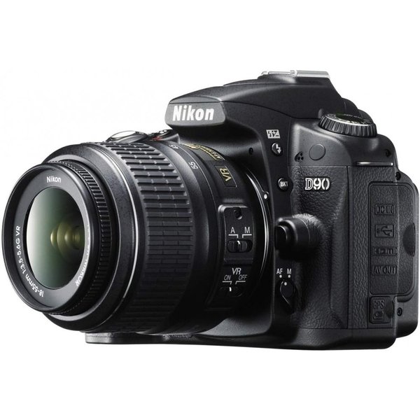 【5/23~5/27限定!最大4,000円OFF&5/25限定で最大P3倍】【中古】ニコン Nikon D90 AF-S DX 18-55 VRレンズキット D90LK18-55 SDカード付き