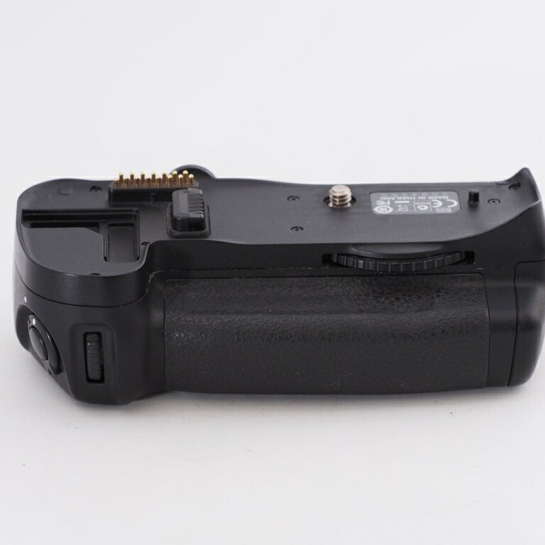 Nikon ニコン マルチパワーバッテリーパック MB-D10 D300,D300S,D700用 #10177