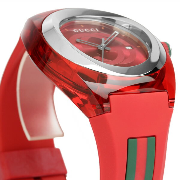 GUCCI グッチ 腕時計 ウォッチ ラバー メンズ レッド 46mm 日常生活防水 クオーツ ...