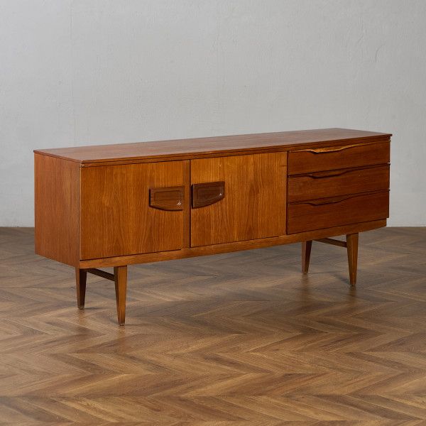 ビューティリティ Beautility ヴィンテージ サイドボード IZ97104C★ 英国 チーク AVボード キャビネット ローボード ミッドセンチュリー 収納家具 イギリス #97104