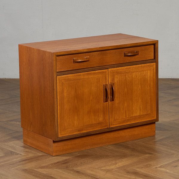 ジープラン G-PLAN Sierra サイドキャビネット (Base unit 3010) IZ97495C★ チーク 英国 ヴィンテージ シエラ サイドボード 収納家具 イギリス ビンテージ #97495