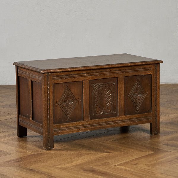 Rakuten - イギリス オーク ジェイシーファニチャー Jaycee Furniture オーク ブランケットボックス 英国 収納箱 木彫刻 コファー センター ロー テーブル ボード ベンチ #97913