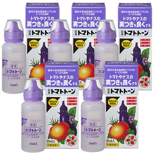 商品名 日産トマトトーン 内容量 30ml×5本 成　分 4-CPA 保証票の種類 農林水産省登録第11762号 性　状 無色透明液体 剤　形 液剤 販売元 住友化学園芸株式会社 ●商品特長 ◆トマトやなすの花に散布することで、実の着きを良くする植物成長調整剤です。 ◆着果促進にすぐれた効果があり、実が着きにくくなる低温時や日照不足の際の着果も安定させます。 ◆果実の肥大および熟期を促進する効果もありますので、品質の向上と収量増加が期待できます。 ●使用方法 ◆水でうすめて散布 ●適用作物と使用方法 ※印は本剤及びその有効成分を含む農薬の総使用回数の制限を示します。 ・2007年2月25日付：注意事項の追加 ・2007年5月9日付：ズッキーニ追加 ・2010年4月7日付：かぼちゃの削除 ［上手な使い方］ (1)霧吹きやハンドスプレー等の小型の噴霧器を使用してください。 (2)トマトでは3〜5花程度開花した花房に、新芽や幼葉に散布液がかからないように手で軽くつまむようにして花房全体に散布してください。 (3)なすでは開花した当日に、花全体に散布してください。 ●効果・薬害等の注意 ◆必ず記載の希釈倍率に従って水に溶かして使用してください。同じ花房に重複散布したり、所定濃度以上の濃い液の散布は薬害を生ずるおそれがあるのでさけてください。 ◆頂芽や幼葉にかかると、その部分が萎縮したようになるので、なるべく花房（花）にのみかかるように噴霧してください。 ◆メロンの花に噴霧を行う場合、子房だけに噴霧する時は、使用時期にかかわらず人工授粉を併用してください。また、低温時（20℃以下）には希釈倍率を低くし、高濃度で使用してください。 ◆ズッキーニに使用する場合、生育初期の雄花が少ない時期は結実が不安定であり、十分な効果が期待できないので使用しないでください。 ◆使い残りの希釈液は4週間程度の保存はできますが、なるべく早く使用してください。 ◆効果の有無は、散布後2〜3日すると果梗が太くなり幼果のつやが増し、非常に発育が早くなるのでわかります。 ◆使用に際しては、本剤は植物ホルモン剤であるので、使用時期、使用量、使用方法などを誤らないように注意し、とくに初めて使用する場合は病害虫防除所または販売店等と相談することが望ましいです。 ◆適用作物以外の作物に薬液がかからないように注意してください。 ◆他の農薬との混用は行わないでください。 ◆本剤散布に使用する容器、噴霧器等の用具は使用の前後に良く水洗してください。 ●安全使用上の注意 ◆薬剤が眼などに入らないよう眼や体から離して取り扱ってください。 ◆本剤は眼に対して刺激性がありますので眼に入らないように注意してください。眼に入った場合には直ちに水洗し、眼科医の手当を受けてください。 ◆散布の際は農薬用マスクなどを着用してください。作業後は洗眼・うがいをしてください。 ※使用に際しては必ず商品の説明をよく読んで、記載内容に従ってお使いください。 ※パッケージは予告なく変更されることがあります。 関連商品住友化学園芸 日産トマトトーン 30ml×3本 ［植物成長調整剤］...住友化学園芸 STジベラ錠5 5錠入×3個 ［植物成長調整剤］...住友化学園芸 日産トマトトーン 30ml×2本 ［植物成長調整剤］...1,274円2,376円849円住友化学園芸 日産トマトトーンスプレー 420ml×3本 植物成長調整...住友化学園芸 STジベラ錠5 5錠入×2個 ［植物成長調整剤］...住友化学園芸 日産トマトトーン 30ml 植物成長調整剤 農薬...2,344円1,584円373円住友化学園芸 日産トマトトーン 30ml×10本 植物成長調整剤...住友化学園芸 STジベラ錠5 5錠入×5個 ［植物成長調整剤］...住友化学園芸 日産トマトトーンスプレー 420ml×5本 植物成長調整...3,861円3,980円3,878円