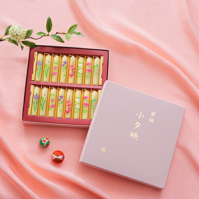 「蜜蝋 花アソート 16本入」花ろうそく みつろう ろうそくギフト 絵ロウソク 仏壇仏具 蜜蝋燭 蜜ろうそく 花蝋燭 絵ろうそく 花ローソク 蝋燭 お供え かわいい 花柄 角ローソク 小夕映 仏具 仏壇 神具 絵蝋燭 ギフト 進物 贈答 贈り物 お彼岸 法要 葬儀 喪中見舞い