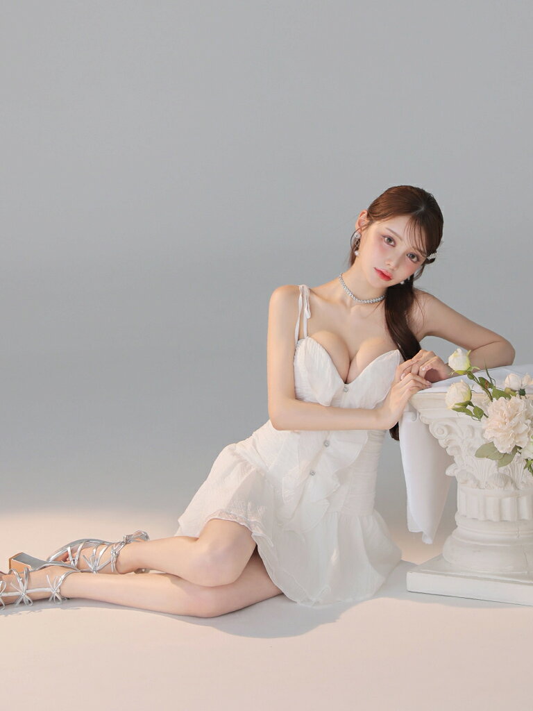 【ROBE de FLEURS / ローブドフルール】シフォン/ ビジュー/ フリル/ ギャザー/ 肩...
