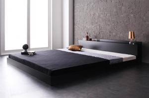 ＜10/18限定★最大100%ポイントバック＞棚・コンセント付きフロアベッド スタンダードポケットコイルマットレス付き クイーン(Q×1） 組立設置付