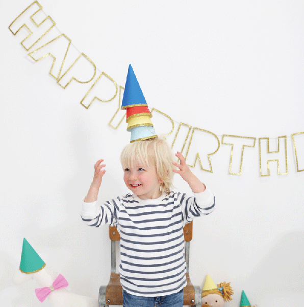あす楽！メール便可！【Toot Sweet】ゴールドグリッター　HAPPY BIRTHDAY ガーランド