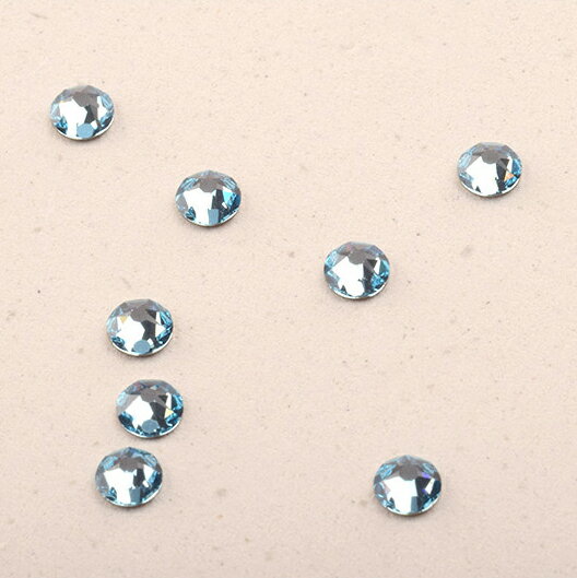スワロフスキー #2088 フラットバック・アクアマリン (Aquamarine) ネイルストーン...