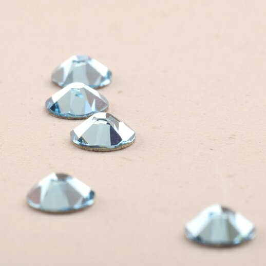 スワロフスキー #2088 フラットバック・アクアマリン (Aquamarine) ネイルストーン...