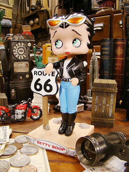 【FUNKO】バイカーベティールート66のボビンヘッド ■ アメリカン雑貨 ヘッドノッカー アメリカ雑貨 ボブルヘッド インテリア オブジェ 置物 アメ雑貨 首振り人形 インテリアグッズ ボビンドール アメキャラ アメコミ アメリカ 雑貨 小物 USA コレクション