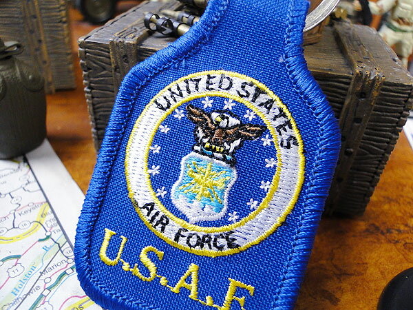 ミリタリーキーホルダー　（U.S.エアフォース）　アメリカン雑貨　アメリカ雑貨　ミリタリーグッズ　ミリタリー雑貨　サバイバルゲーム　サバゲー　おしゃれ かっこいい　ショップインテリア 2