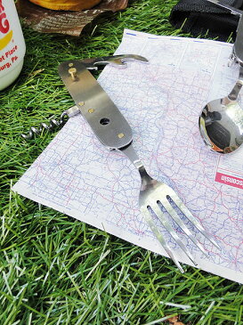 オトコは無条件に好きなんです♪アウトドアーカトラリーセット HOBOナイフ ■ ヒトとは違うオシャレなアウトドアスタイル♪ アメリカ雑貨 アメリカン雑貨 バイカー 野外 屋外 キャンプ ツーリング 便利 プレゼント ギフト ピクニック グッズ おしゃれ