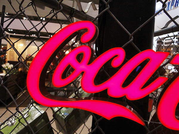 コカ・コーラブランド　LEDミニレタリングサイン　（Lサイズ）　看板　アメリカン雑貨　アメリカ雑貨　コカコーラグッズ　照明　間接照明　ショップインテリア　アメリカンダイナー　ダイナーグッズ　カフェ