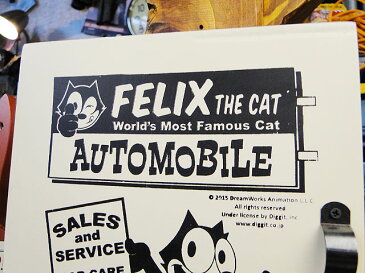 フィリックスのウッドキーボックス(ホワイト/カー) ■ アメリカ雑貨 アメリカン雑貨 おしゃれ 収納 人気 ブランド インテリア 雑貨 グッズ 壁掛け アメリカ雑貨 鍵掛け カッコイイ男の部屋を目指せ! アメリカ雑貨屋 アメキャラ 木箱 壁飾り